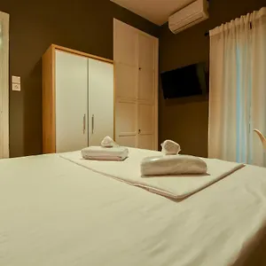 thessaloniki-center-superior-apartment.hotels-of-thessaloniki.com/