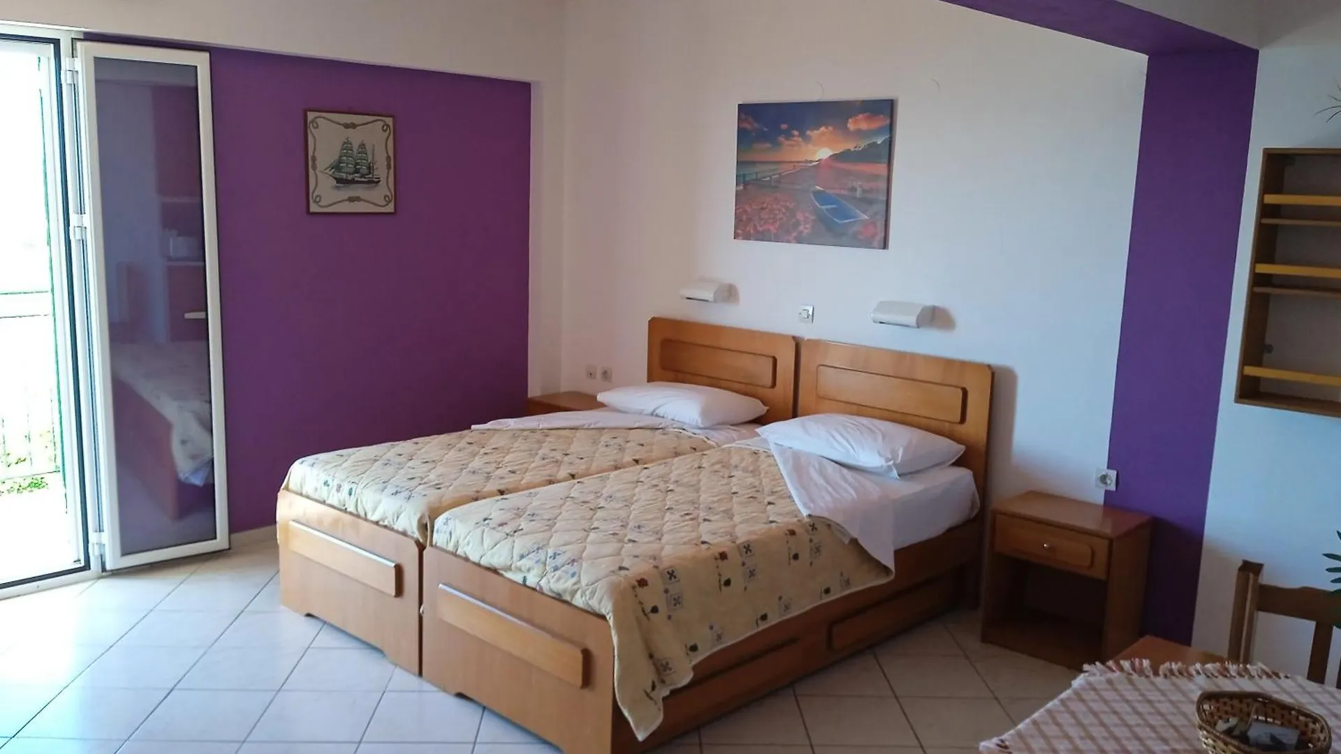 Apsedes Studios Trapezaki  0*, Trapezaki (Kefalonia) Greece